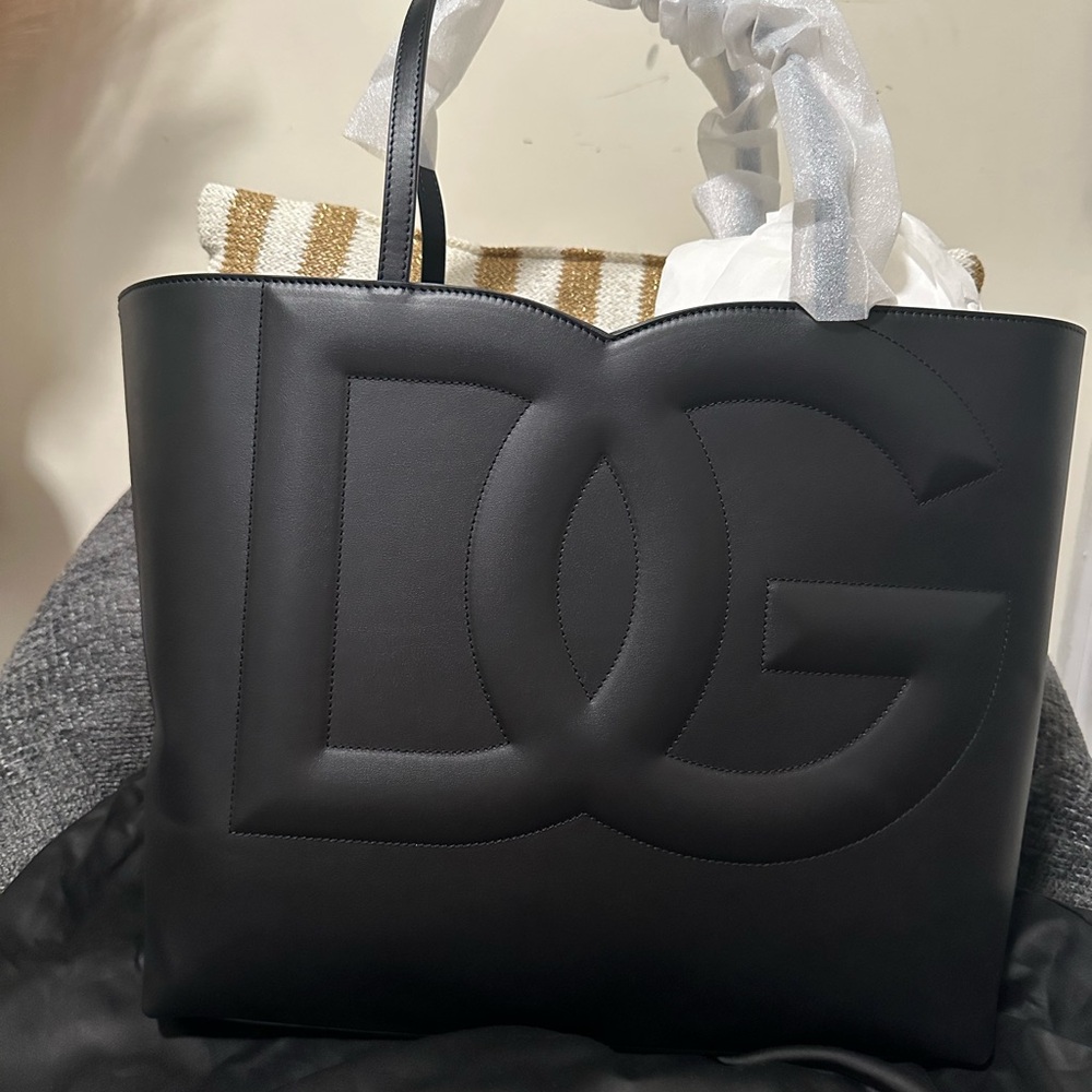 Dolce & Gabbana Black Leather Tote with Embossed Logo
